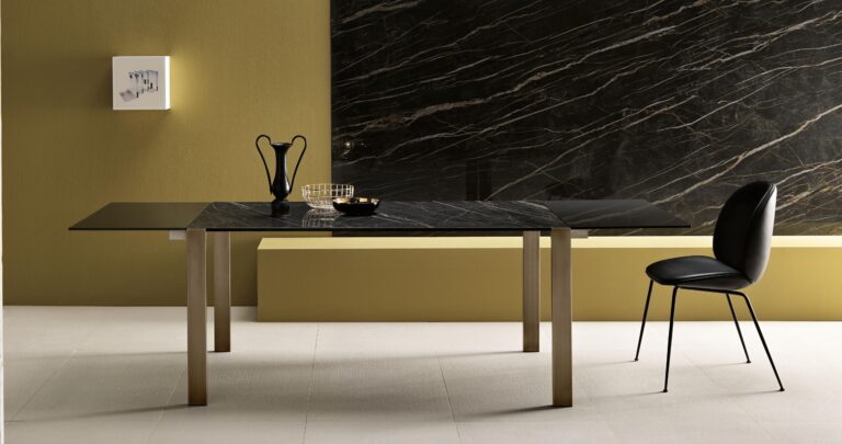 Laminam lanza una colección de tablas con continuidad texturada entre masa, superficie y canto