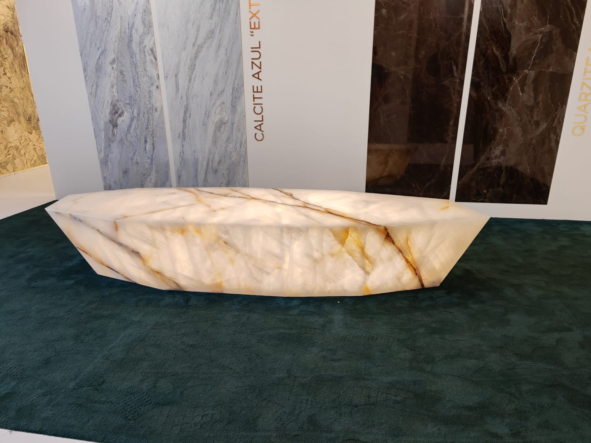 Marmoles argentona en marmomac 2023