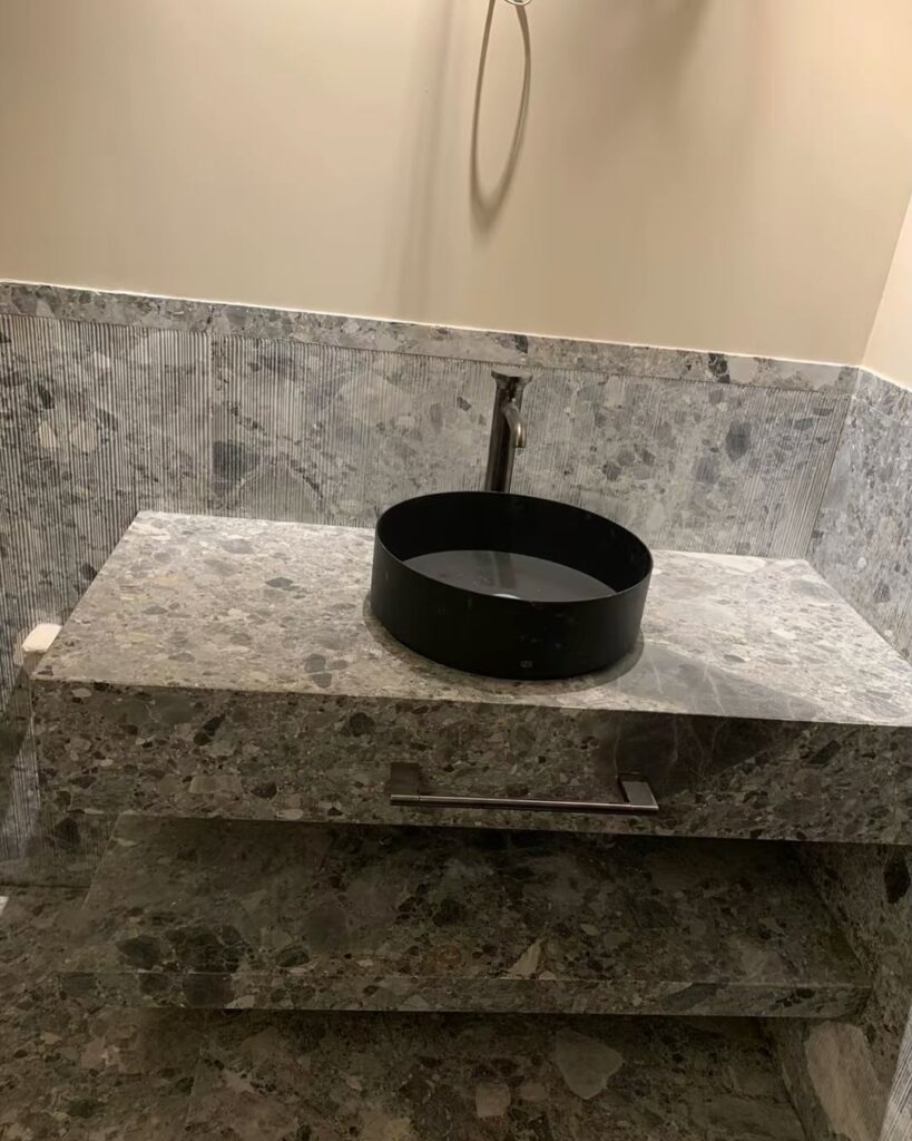 proyecto baño super ceppo grey | Marmoles Argentona